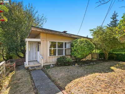 1065 Elm Ave