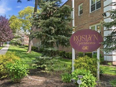 25 Edwards Street #2 E