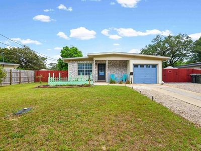 903 Clearview Ave