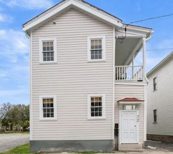 72 Ashe St