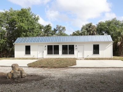 Property at 231 Santa Cruz St, North Fort Myers, FL