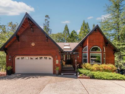 898 Dogwood Dr