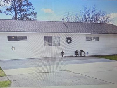 353 Helis Dr