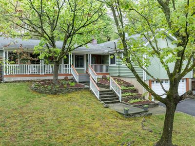 17 Highridge Drive