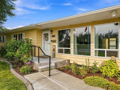 801 Birch Ave