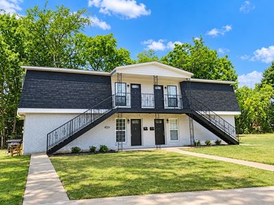 4114 Cherokee St