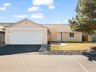 583 SE Ponderosa Dr
