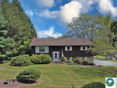 Property at 2507 Rachael Ln S, Orefield, PA