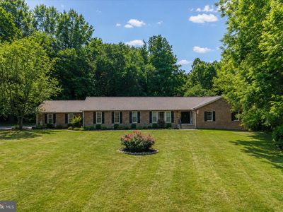 6420 Meadowlark Dr