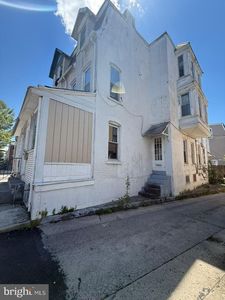 528 W Tilghman St