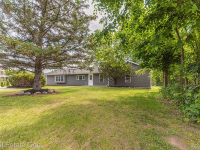 912 N Wixom Rd