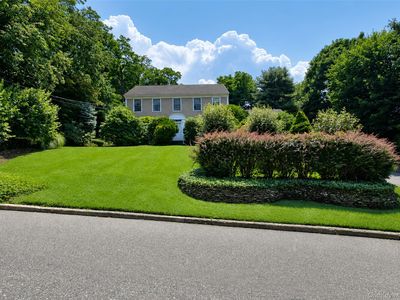 16 Woodhull Road