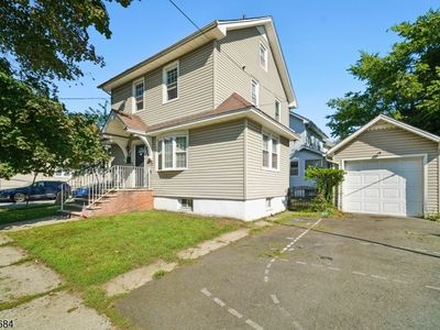 228 Totowa Rd