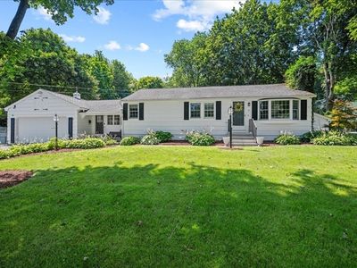 6 Jackie Dr