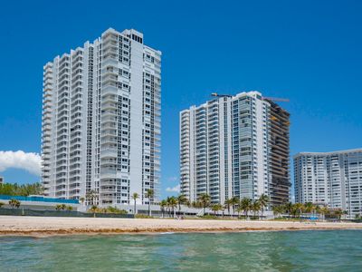 1370 S OCEAN Boulevard #905