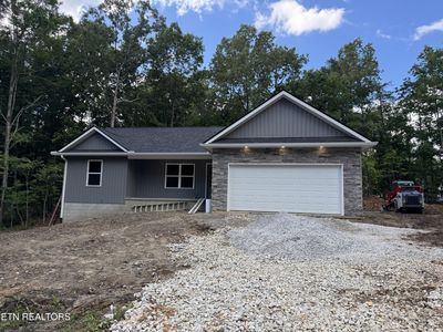 717 Oneida Ln
