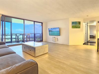 415 S South Streets #1002