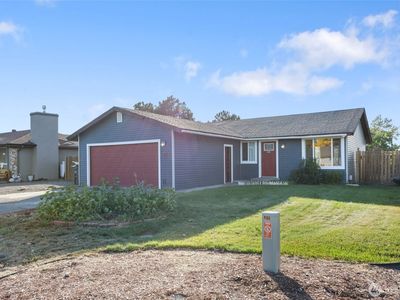 425 N Desdemona Avenue