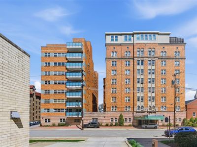 144 N Dithridge St APT 401