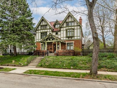 2057 N New Jersey St