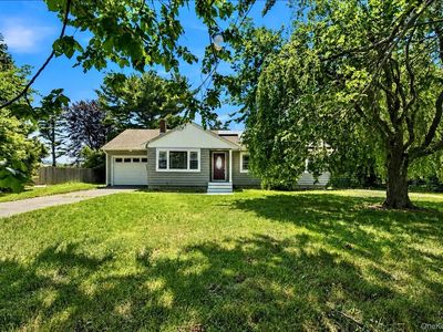 Property at 725 Peconic Lane, Peconic, NY