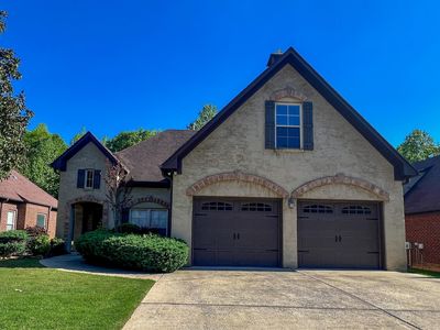 413 Ballantrae Rd