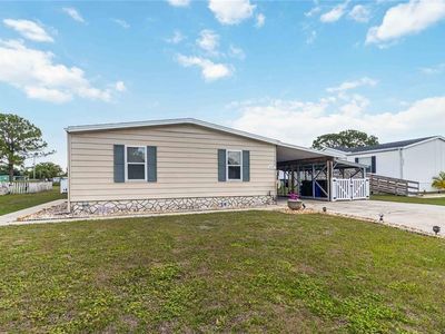 2030 Crystal Ln