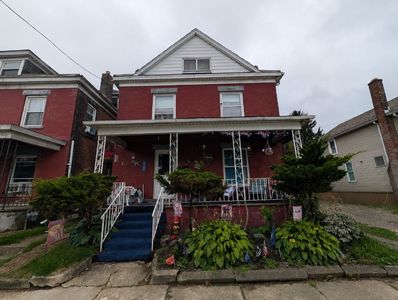 1009 W 20th St