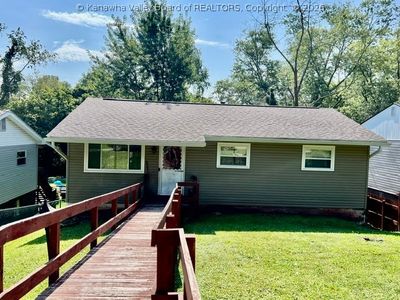 Property at 111A Fairland Dr, Nitro, WV