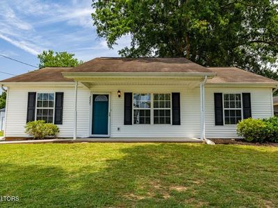 2225 Tuckaleechee Pike