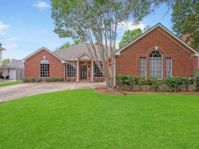 3210 Ashfield Dr