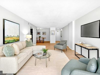 1300 Army Navy Dr APT 117