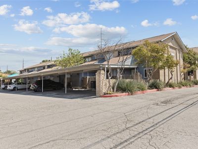 818 Banister Ln #818