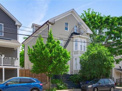 299 Manton Ave