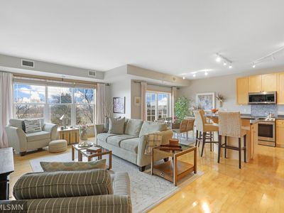 1800 Graham Ave UNIT 304