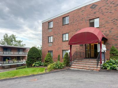 80 N Warren St APT 37