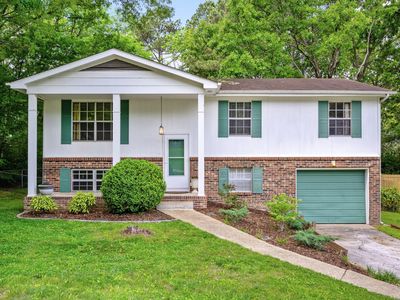 8326 Middle Rd