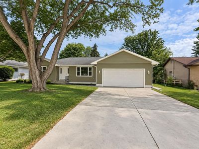 2124 Roselawn Dr