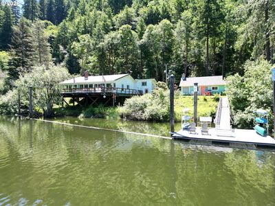 9959 Sweet Creek Rd