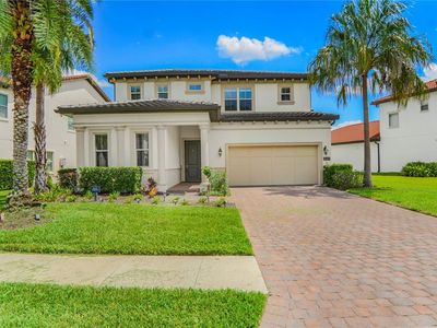 10427 ROYAL CYPRESS WAY