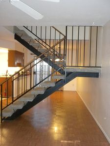 547 Sellers Pl