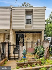 1726 Galen St SE