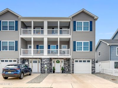 9 Saint Lawrence Avenue #2