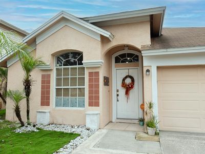 6724 Mirror Lake Ave