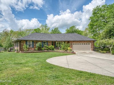 2012 Cravens Dr