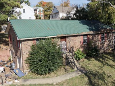 111 Madison Ter