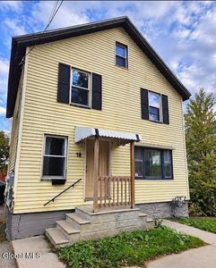 18 E Main Street