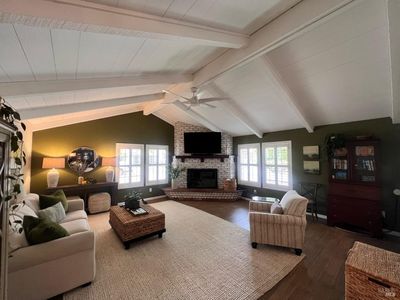 1116 Lanewood Way
