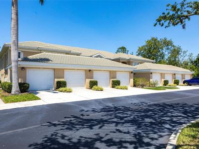 6334 Grand Oak Cir APT 202