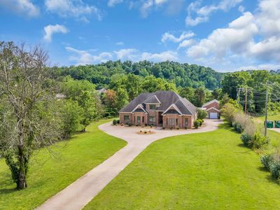 202 N Clydeton Rd